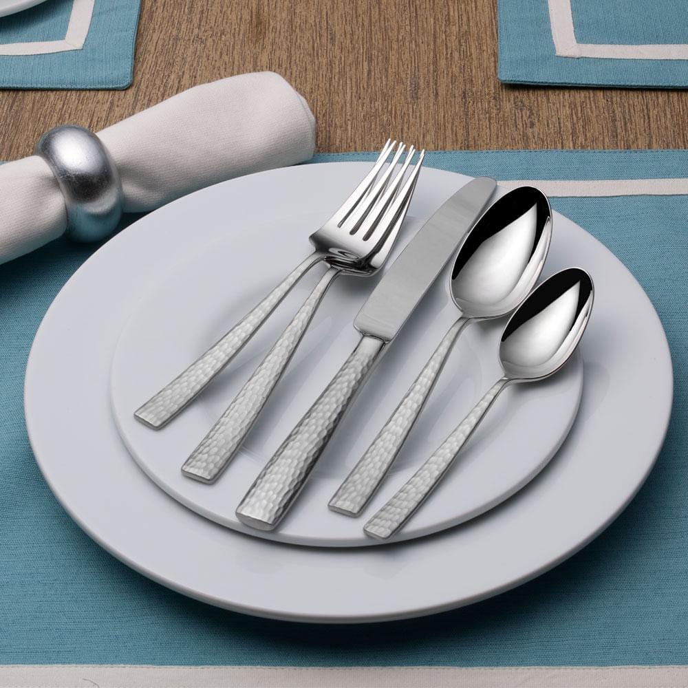 Oliver 65 Piece Flatware Set. Service for 12 - Image 2